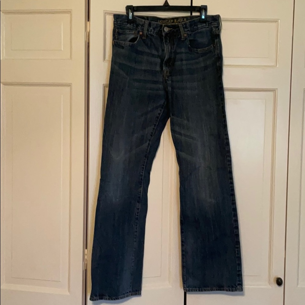 Men’s American Eagle jeans.